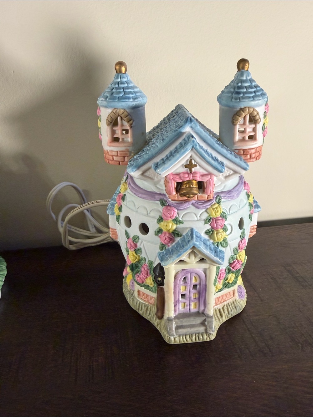 Vintage Bellingham  Hand Painted Porcelain "Egg Houses"  - Church